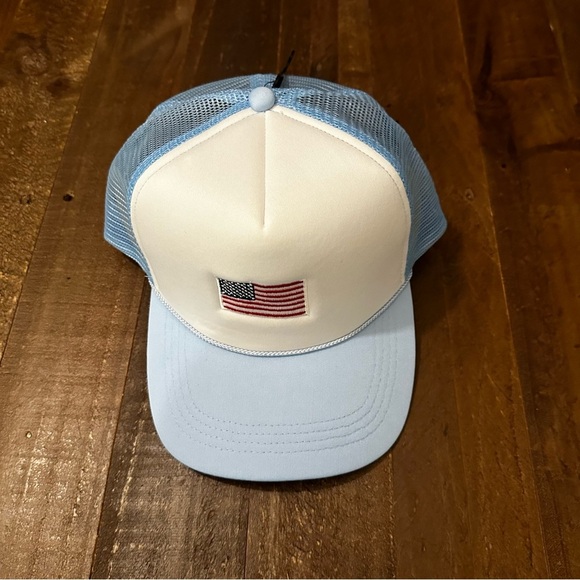 USA FLAG TRUCKER HAT - Picture 1 of 5